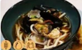 201. Zuppa di udon frutti di mare