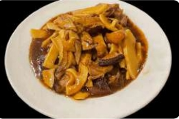 1034. Anatra con funghi e bambù