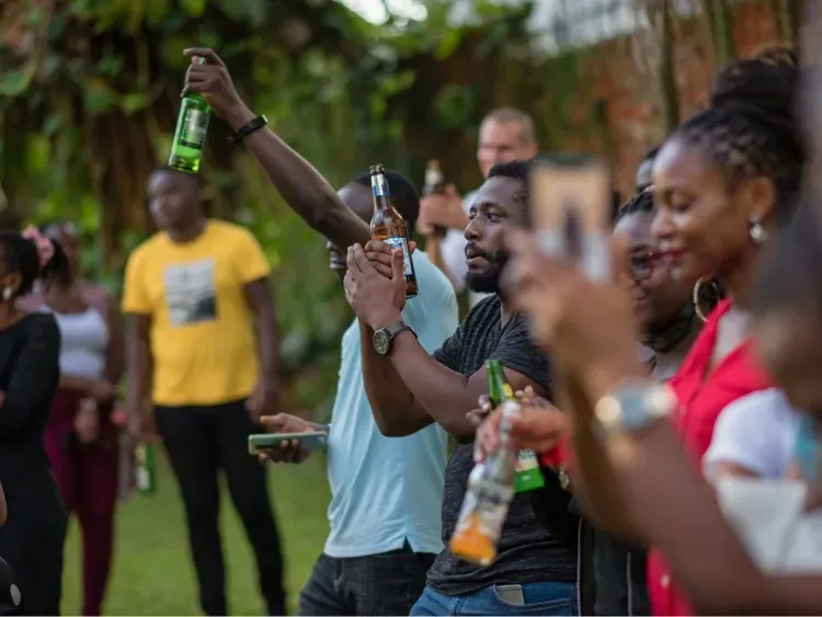 People at a Tunga community event