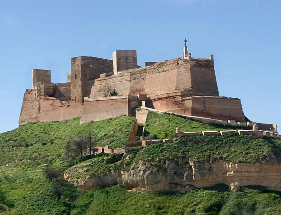 Monzón, el fantástico castillo templario aragonés