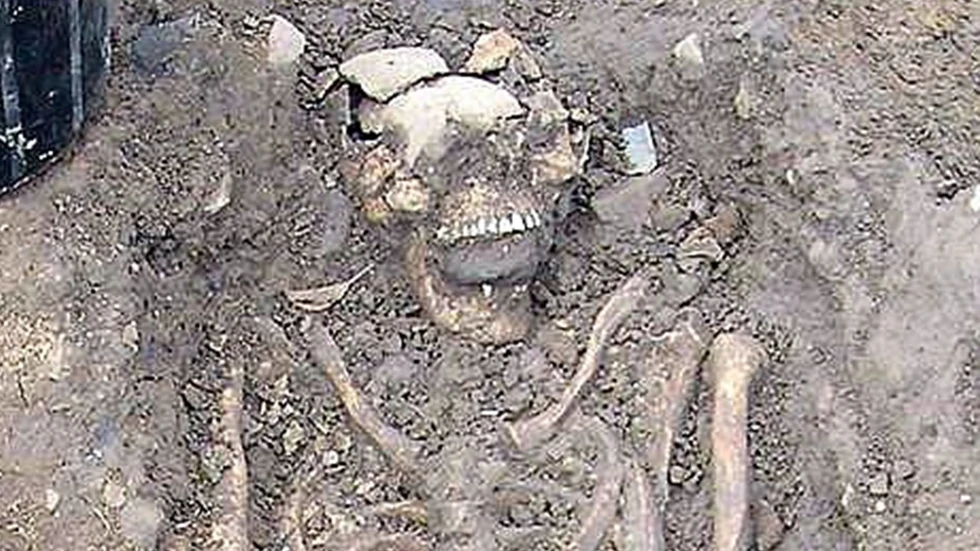 El misterio de las  tumbas de "zombies" en Irlanda