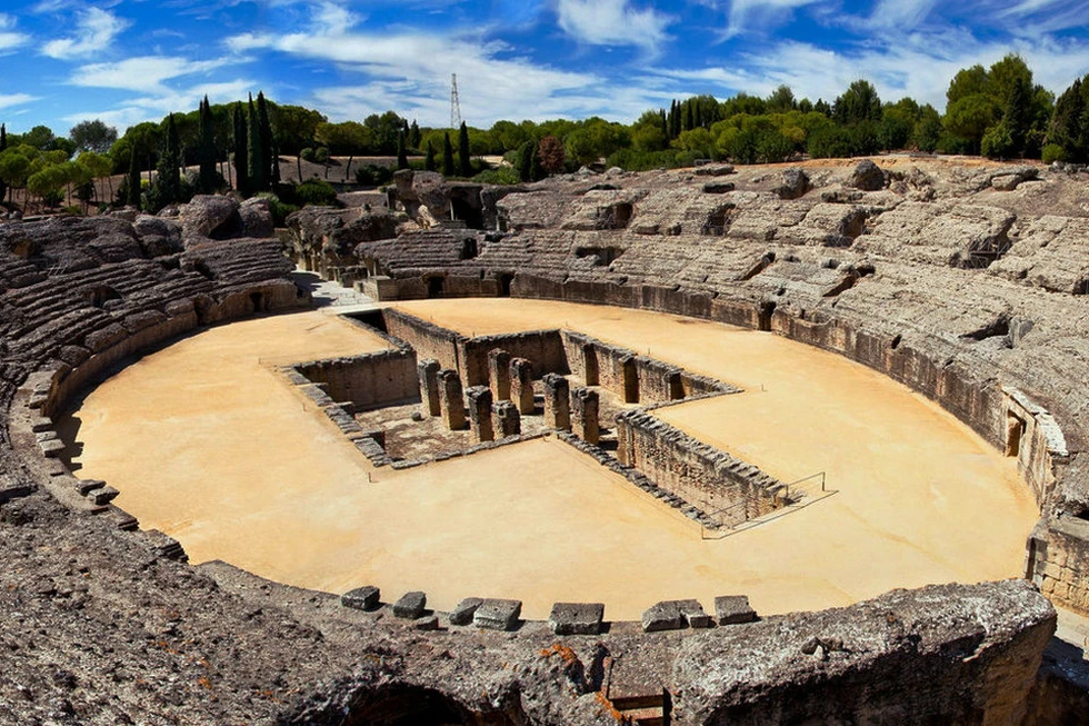 El Anfiteatro Romano de Itálica: El gran Coliseo Hispano
