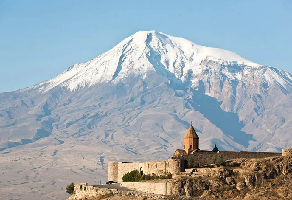 El espectacular Monte Ararat...