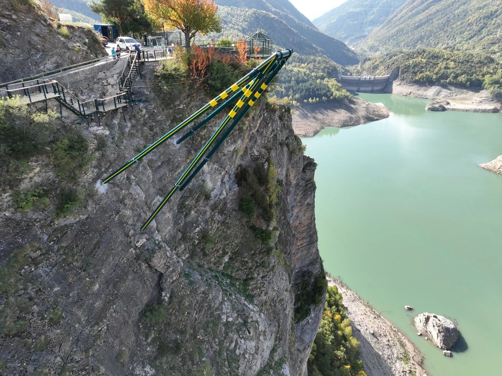 Descubre el columpio extremo de Hoz de Jaca