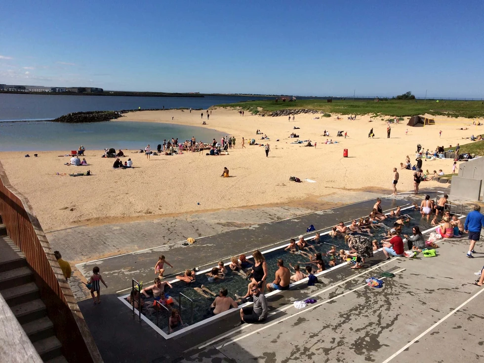Vamos a la playa...¿en Islandia?