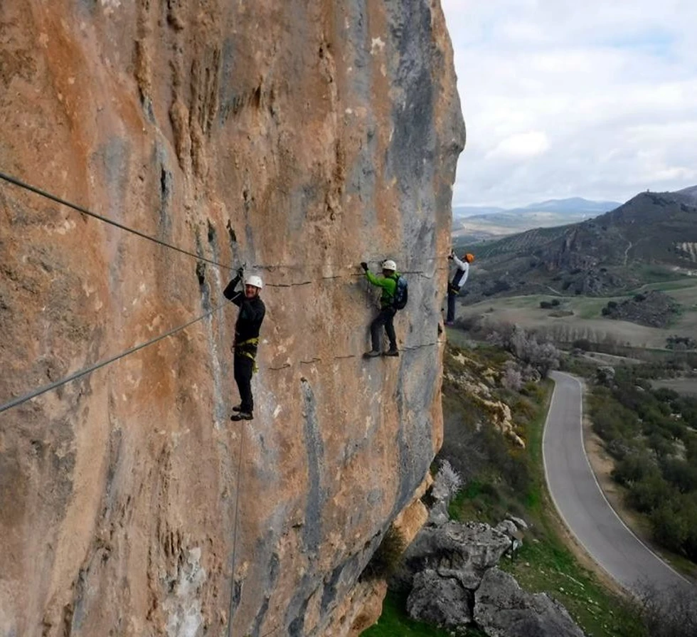 Vía Ferrata de Moclín, una actividad al aire libre genial en Granada...
