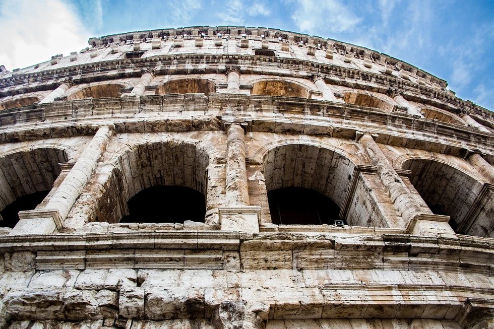 ¿Cómo se construyó el Coliseo romano?