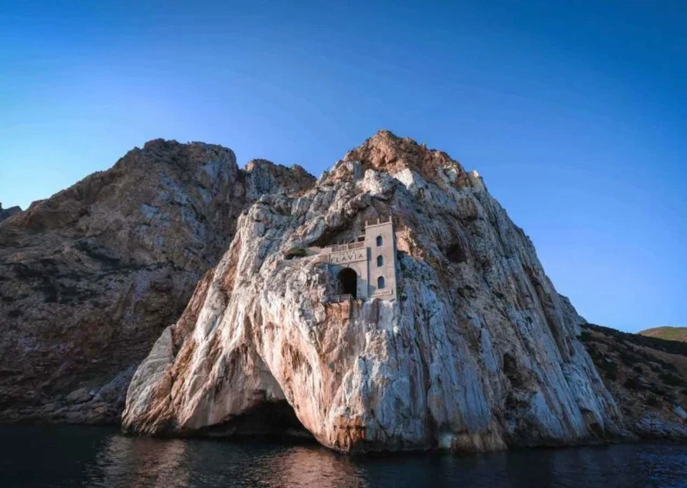 Una hermosa rareza arquitectónica en Cerdeña...