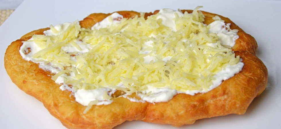 Lángos, una delicioso pan húngaro...