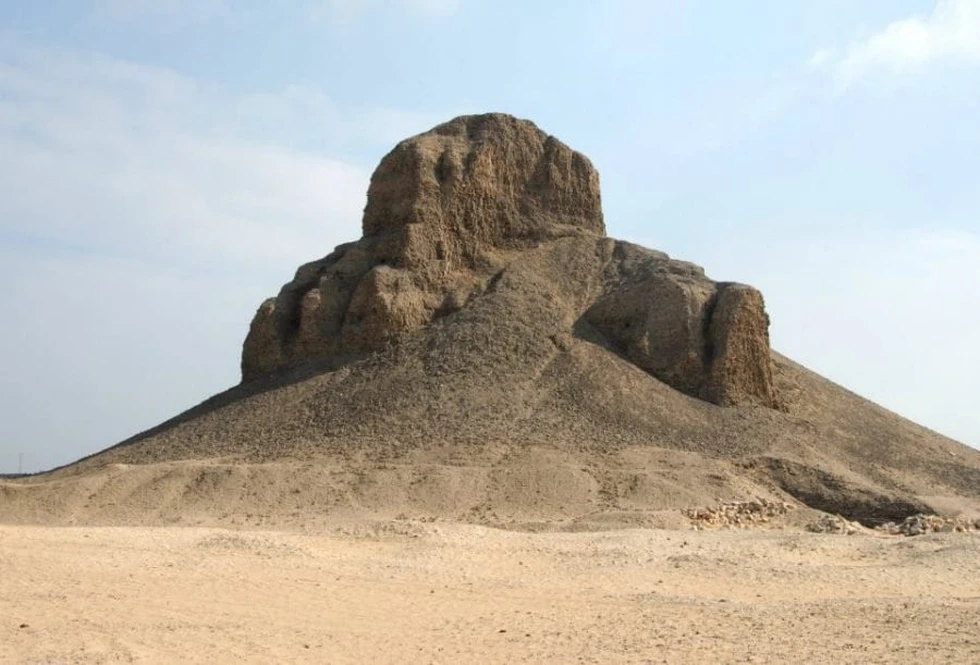 La Pirámide Negra de Dashur