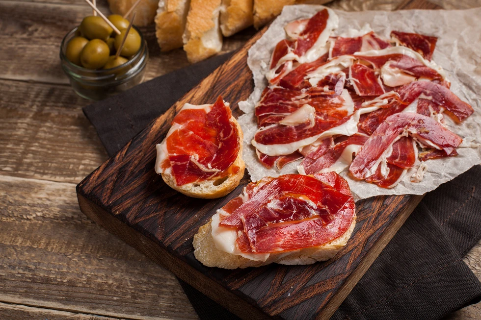 Historia del jamón ibérico: Un tesoro de la gastronomía española