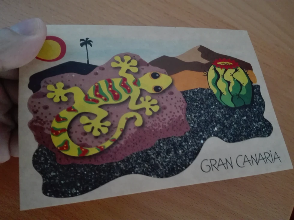 Una postal muy poco convencional...