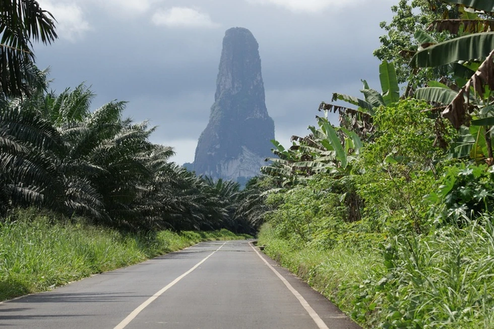 Pico Cão Grande, la aguja volcánica...