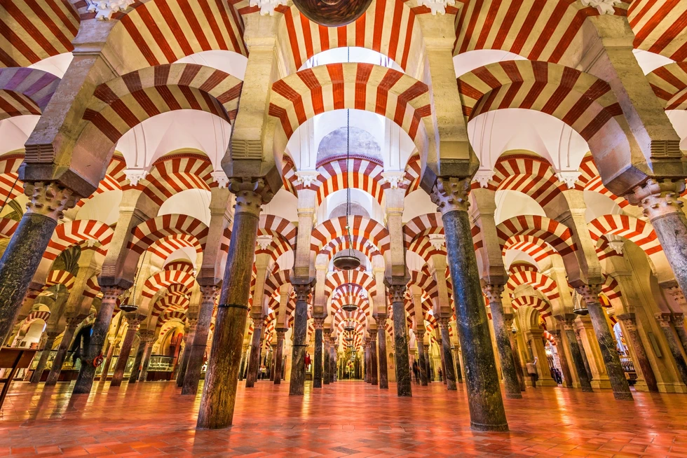 ¿Quién construyó la Mezquita de Córdoba?