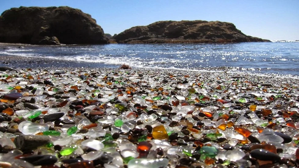 Glass beach, una playa diferente...