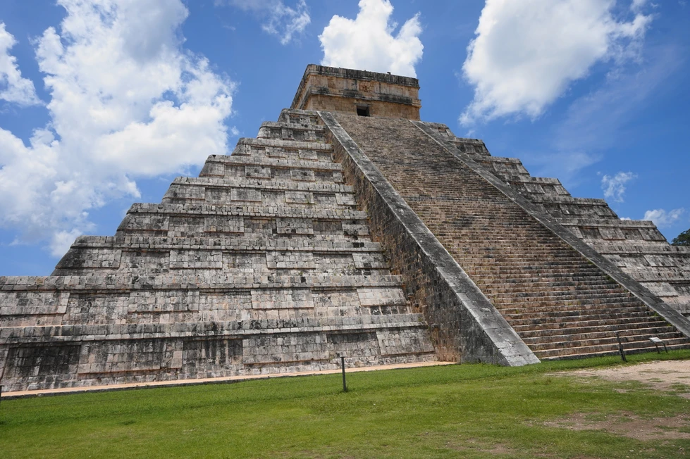 ¿Cómo se construyeron las Pirámides Mayas?