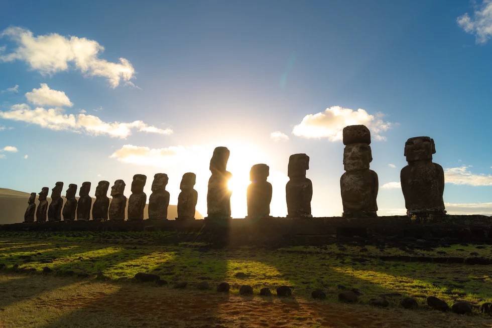 ¿Quién construyó los moai?