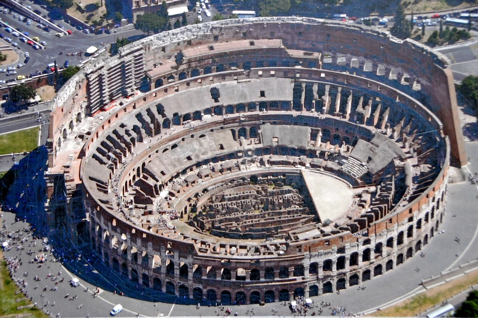¿Cómo se construyó el Coliseo romano?