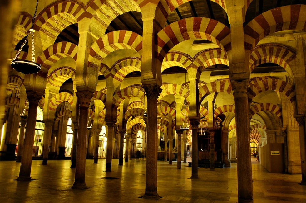 ¿Quién construyó la Mezquita de Córdoba?