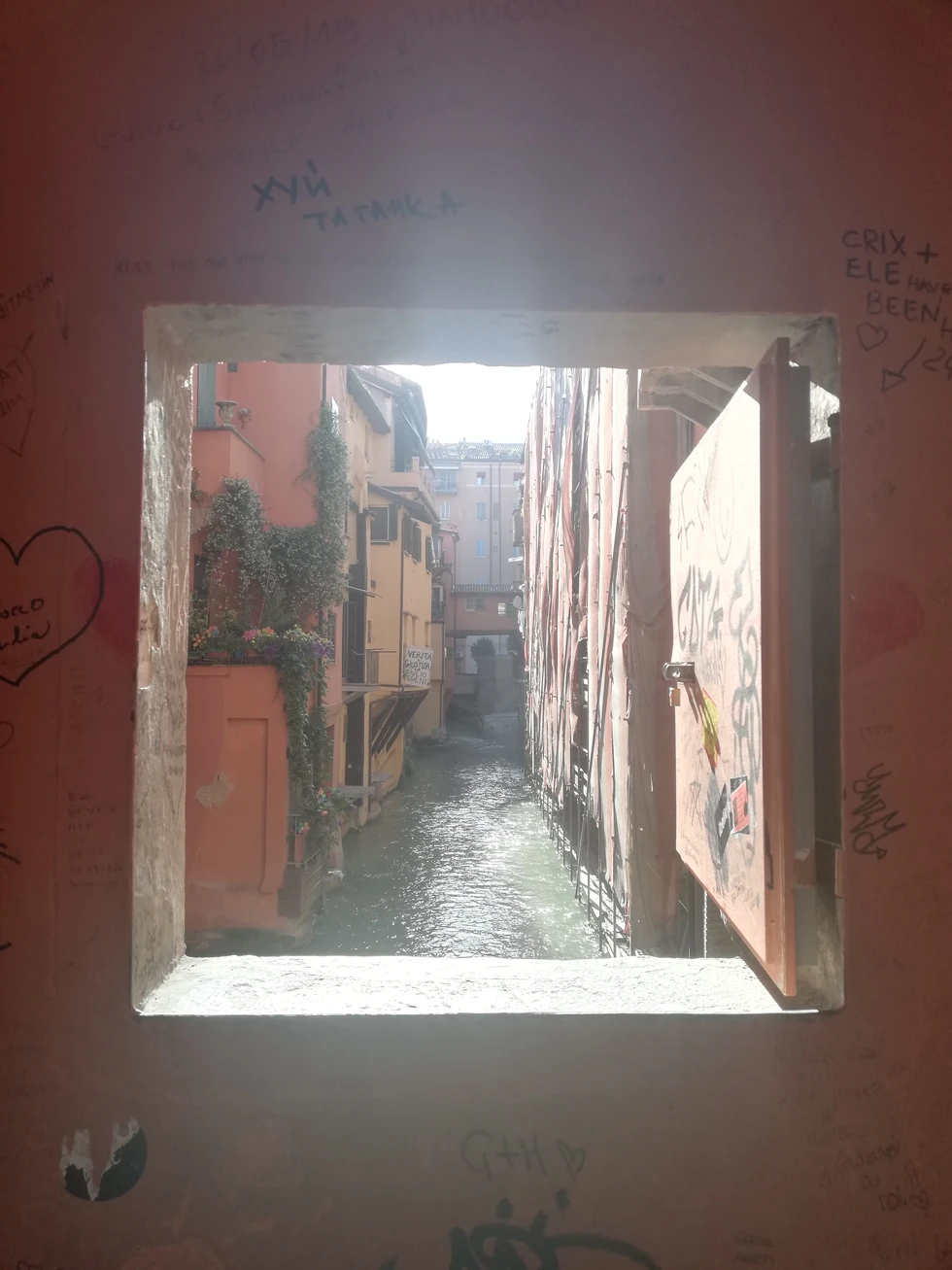 Finestrella de Bolonia