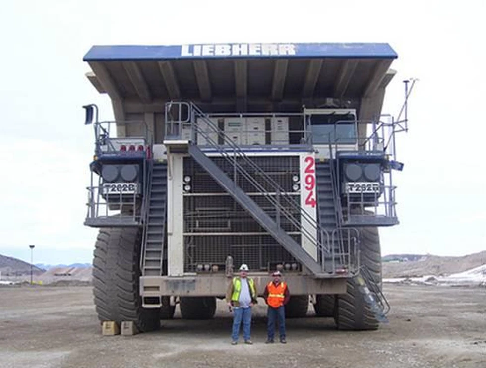 Un gigante de la minería: Liebherr T282B