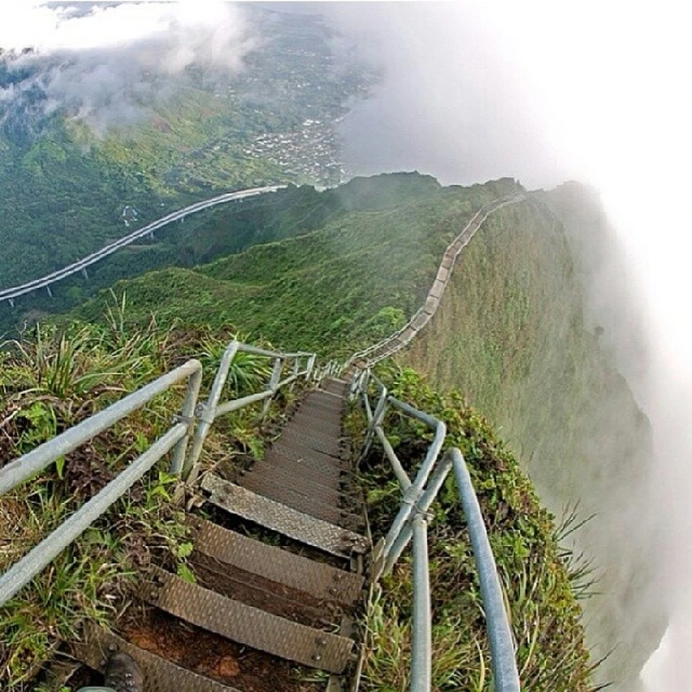 La "Escalera al Cielo" de Hawaii