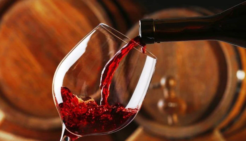 ¿Enfriar el vino tinto?