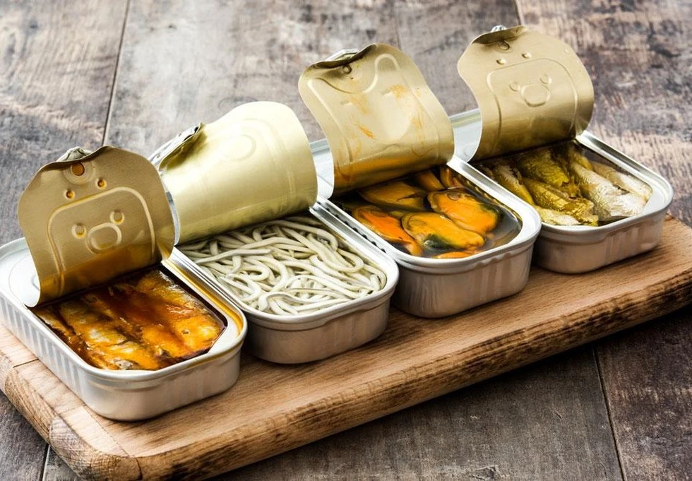 ¿Cómo se hacen las latas de conservas?