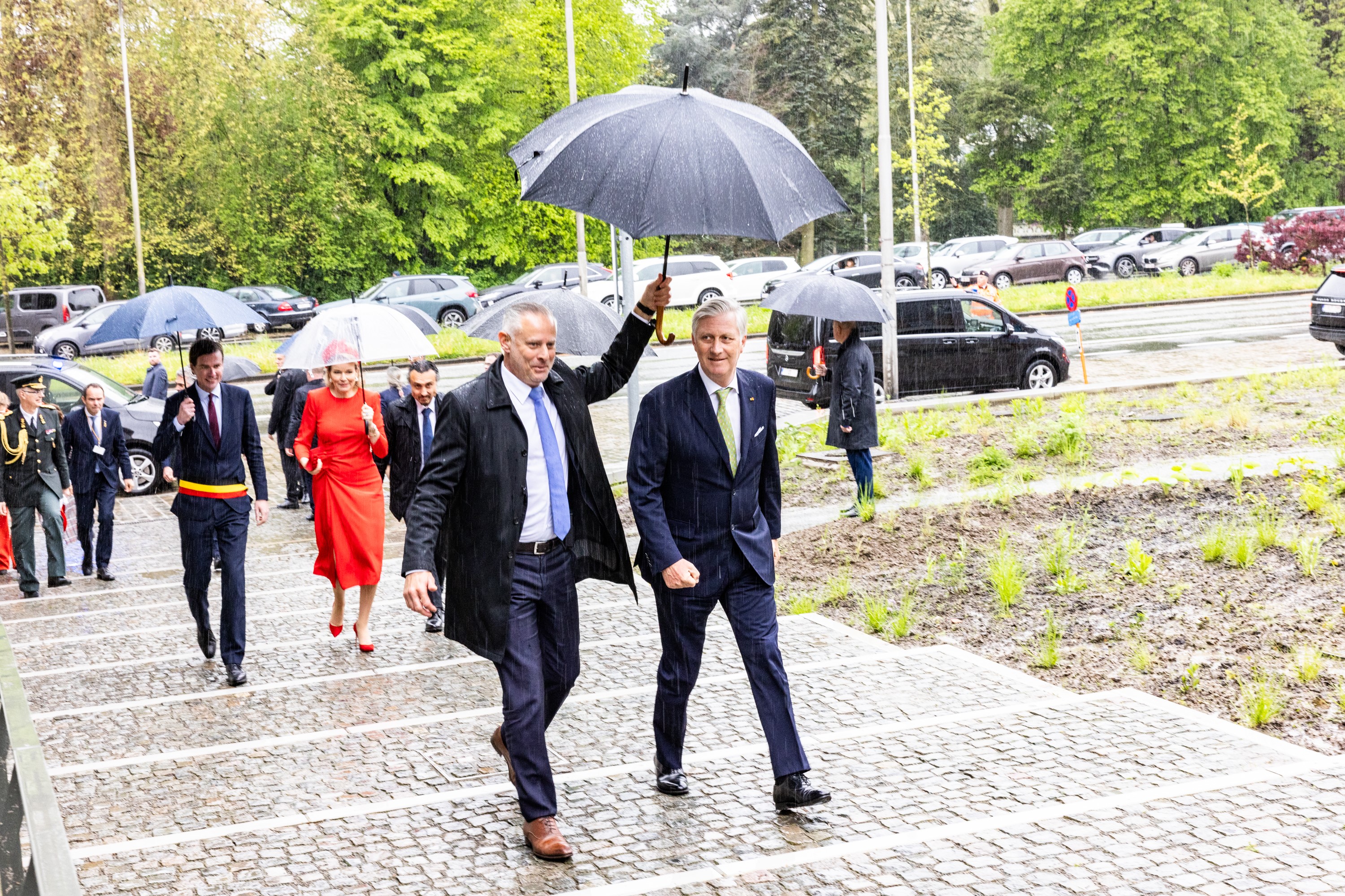 Belgisch en Luxemburgs vorstenpaar bezoeken Provinciehuis
