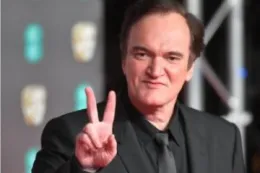 De omslag afbeelding van het boek Filmicoon Quentin Tarantino schrijft roman