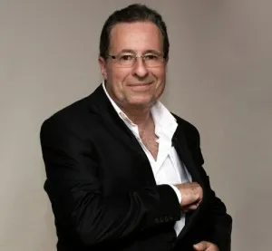 De omslag afbeelding van het boek Roy Grace van Peter James naar het witte doek