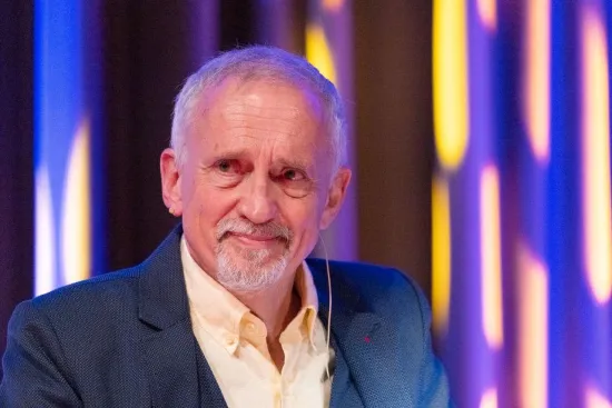 jussi adler olsen auteursfoto.jpg