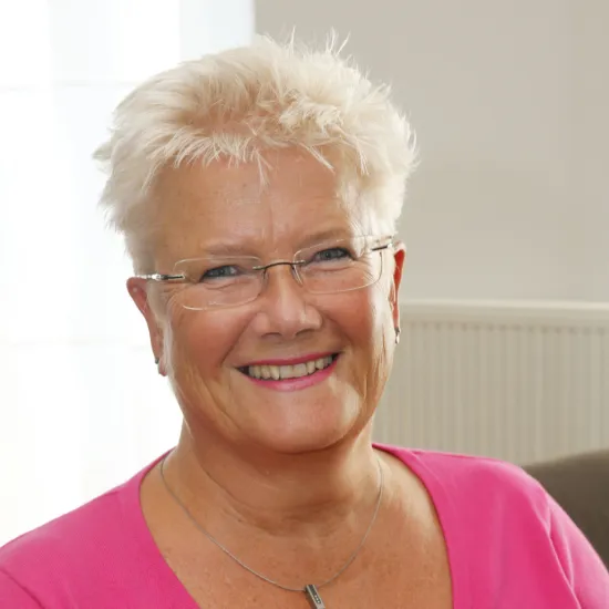 marion van de coolwijk auteursfoto.jpeg