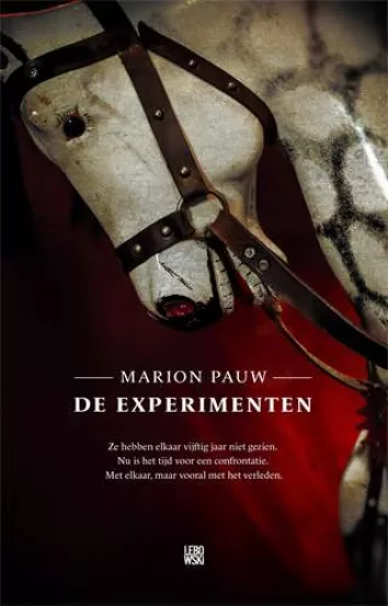 De omslag afbeelding van het boek Pauw, Marion - De experimenten
