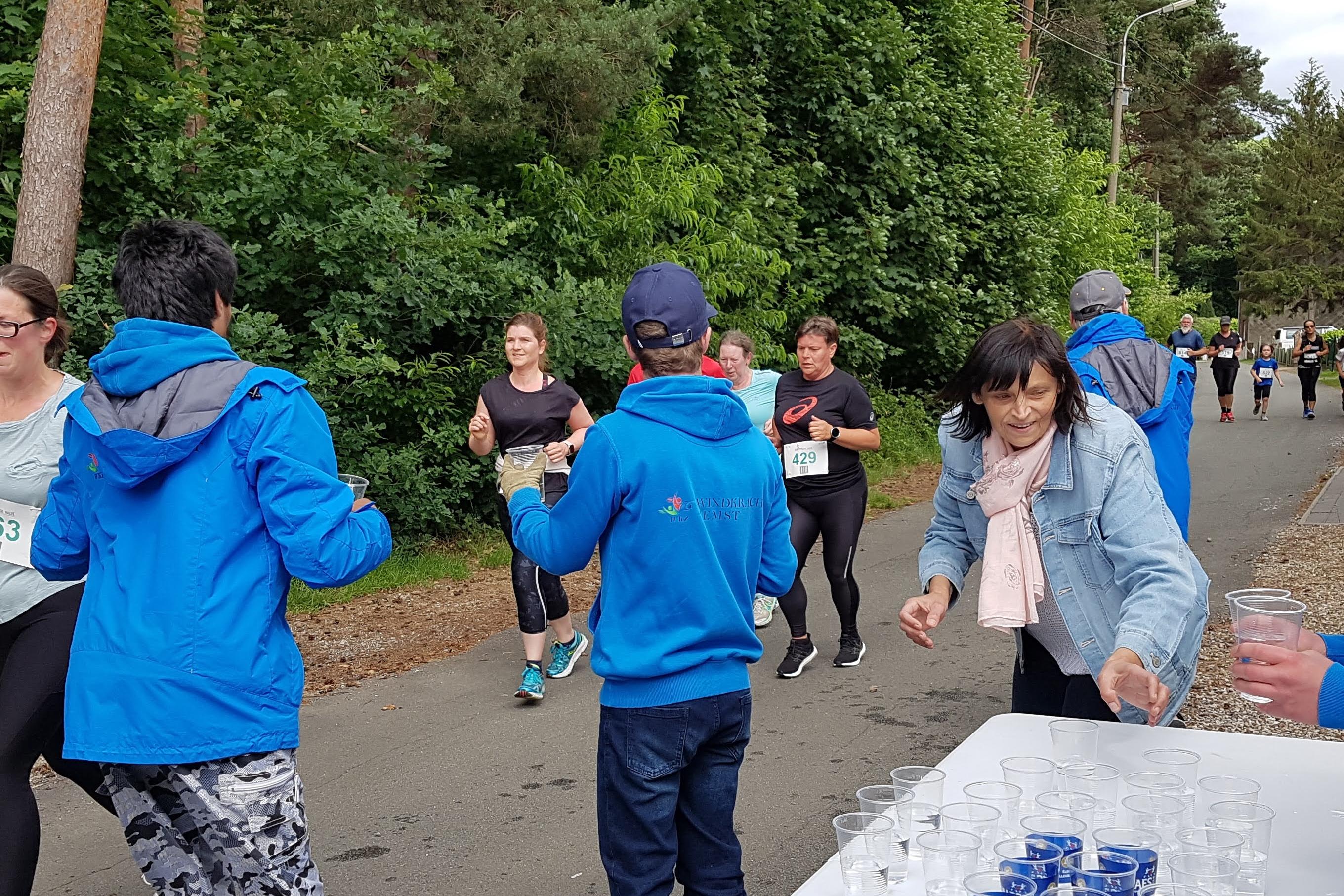 WKZ steunt atleten tijdens Den Elewijtse Halve!