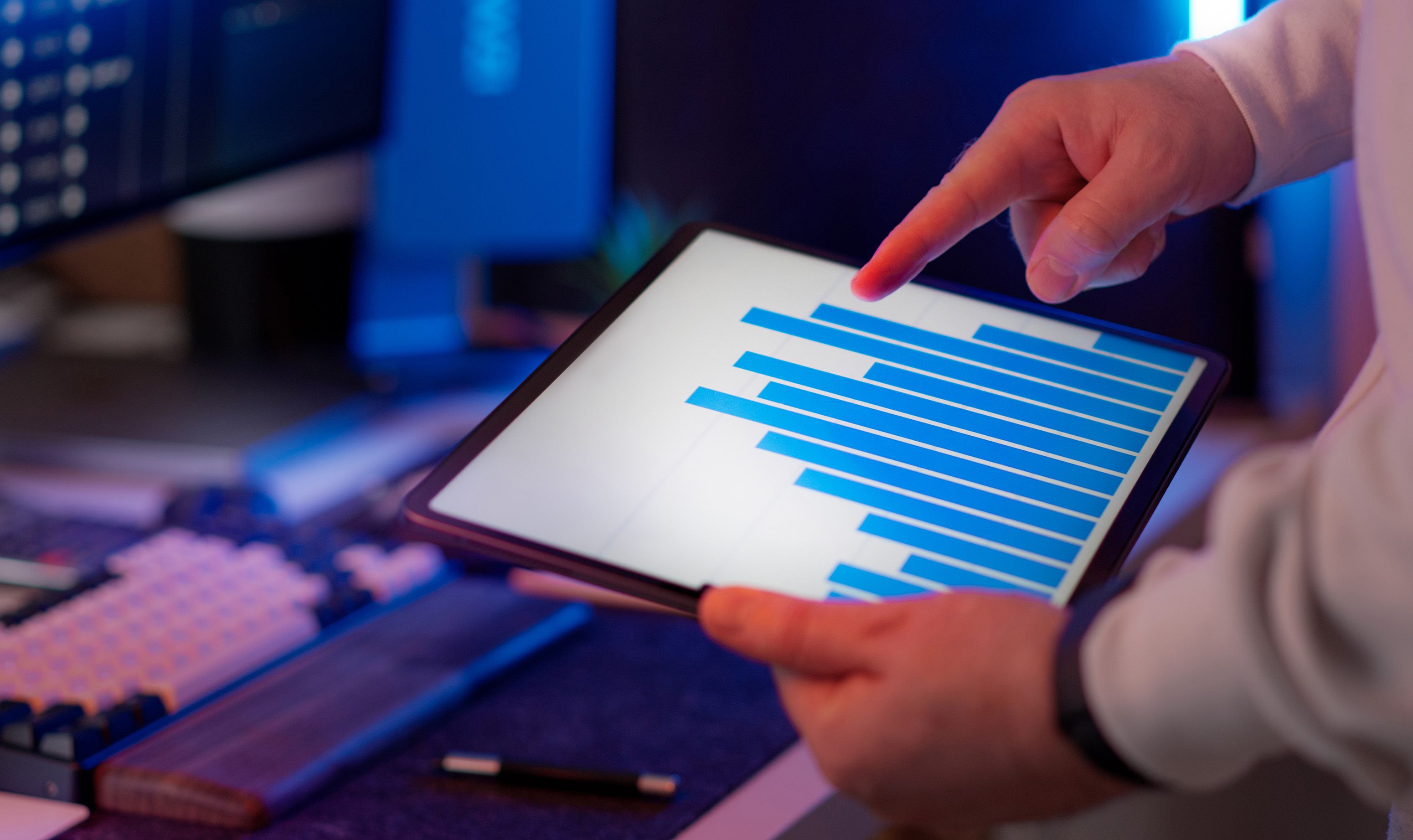 10 KPIs Every Airport Transfer Operator Should Track
