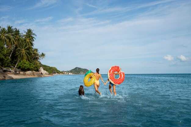 Los Mejores Lugares para Snorkel para Principiantes y Familias en Coral Bay